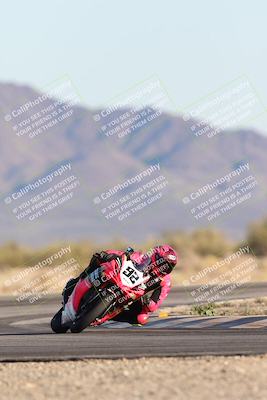 media/Dec-07-2025-CVMA (Sun) [[3e7d2de5dc]]/Race 16-Formula Middleweight/